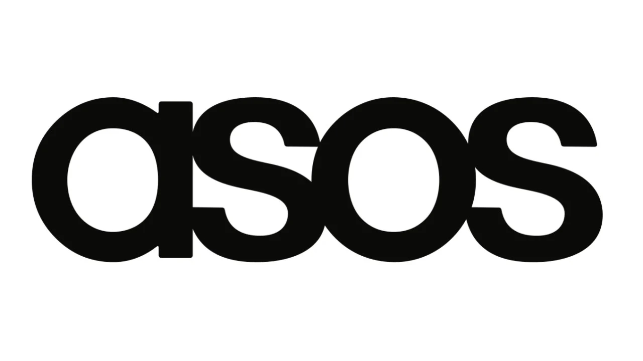 Приложение ASOS высмеяло россиян из-за санкционных ограничений в покупке товаров