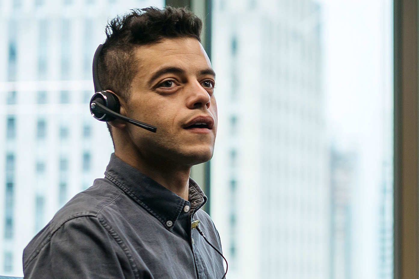 Суть. Рецензия на 5 серию 3 сезона «Мистера Робота» - изображение обложка