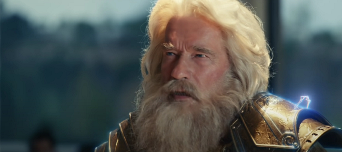 Арнольд Шварценеггер стал Зевсом в рекламе BMW - изображение обложка