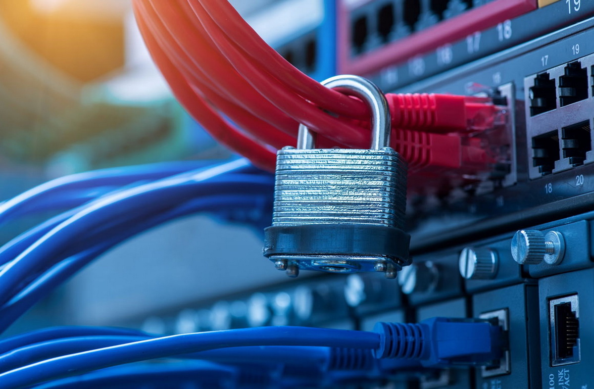 В России вступил в силу «закон о суверенном Рунете». Что это значит - изображение обложка