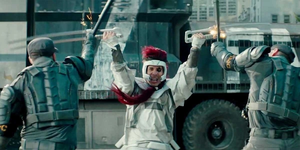 «Гладиатор» в стиле «Безумного Макса»: Льюис Тан хочет спин-офф «Дэдпула 2» - изображение обложка