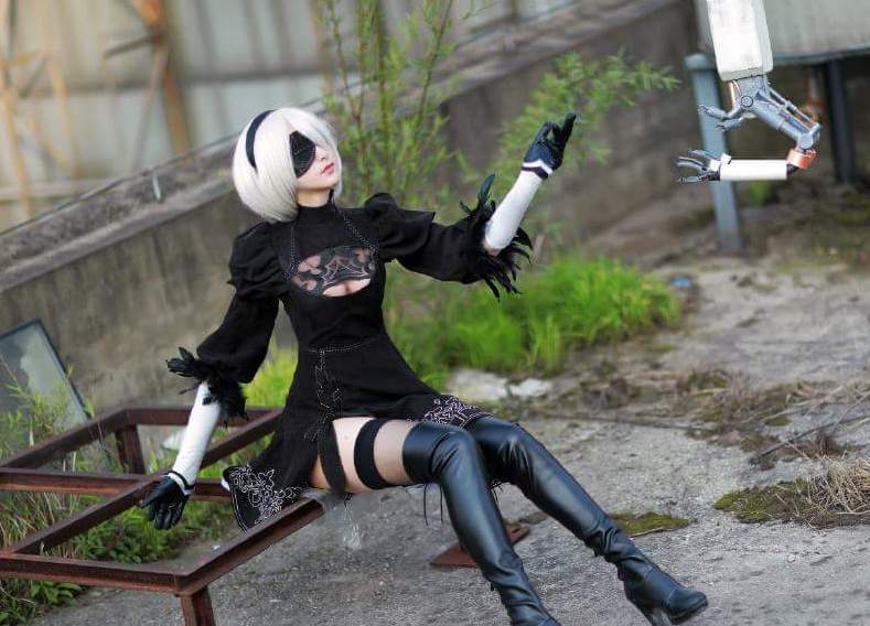 Косплей дня: 2B из Nier: Automata (с подвохом) - изображение обложка