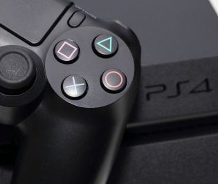 Sony не собирается сильно задирать цену на PlayStation 4K - изображение обложка
