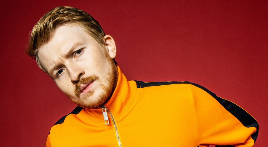 Поперечного обвинили в плагиате. А извиняется «Вечерний Ургант» - изображение обложка