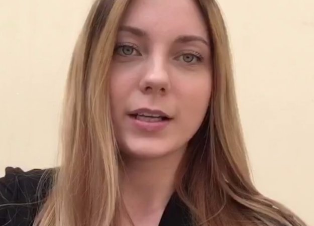 Трансляция со связанной девушкой была социальным экспериментом - изображение обложка