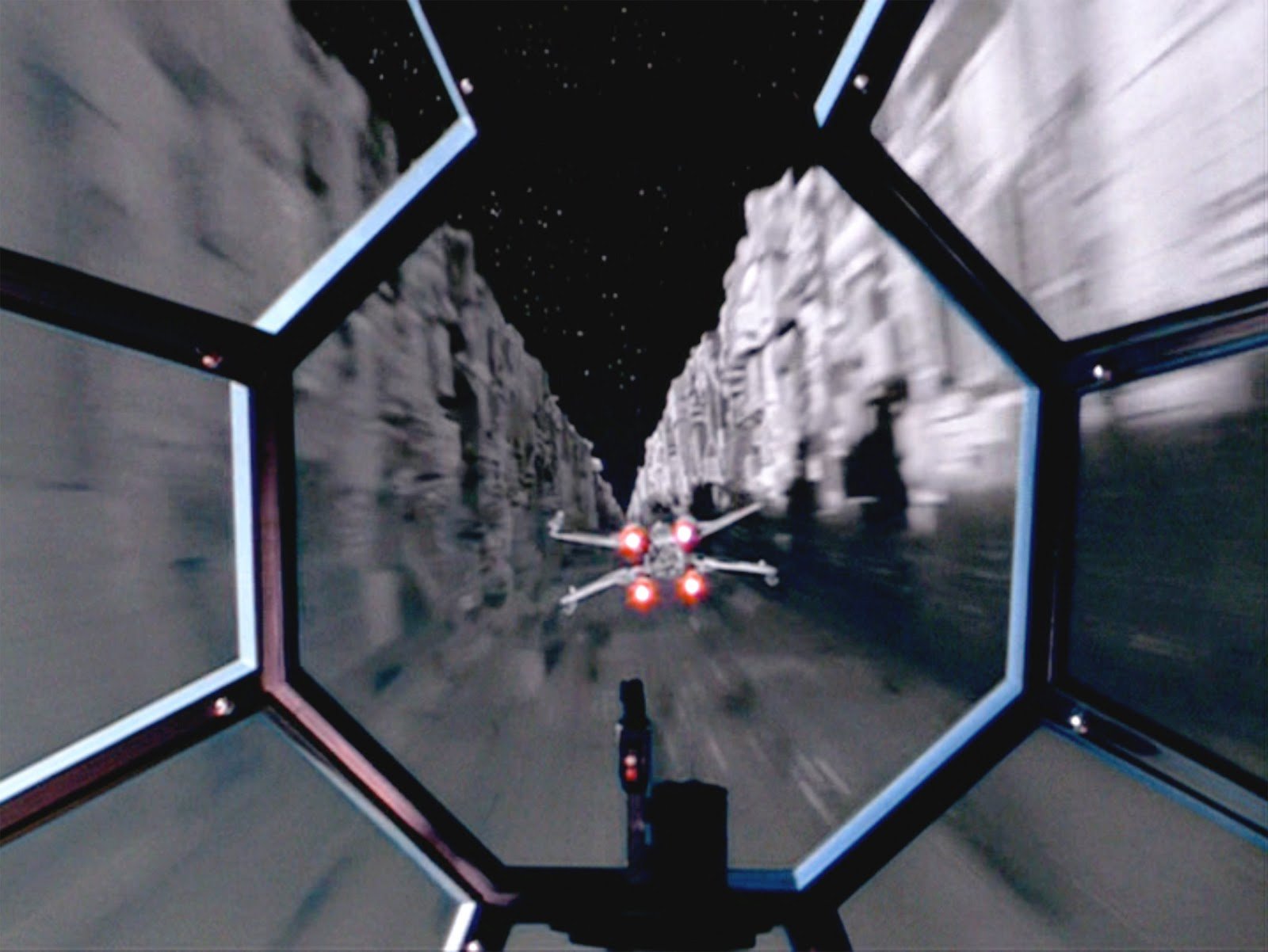 Как аудитория 77 года реагировала на финал первых «Звездных войн» - изображение обложка