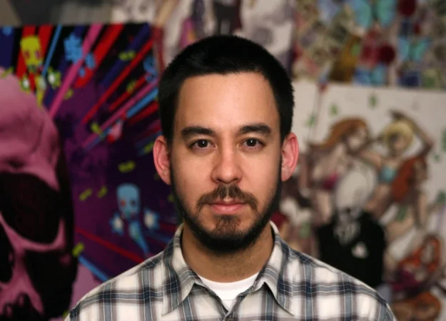 Вокалист Linkin Park Майк Шинода выпустит три новые песни - изображение обложка
