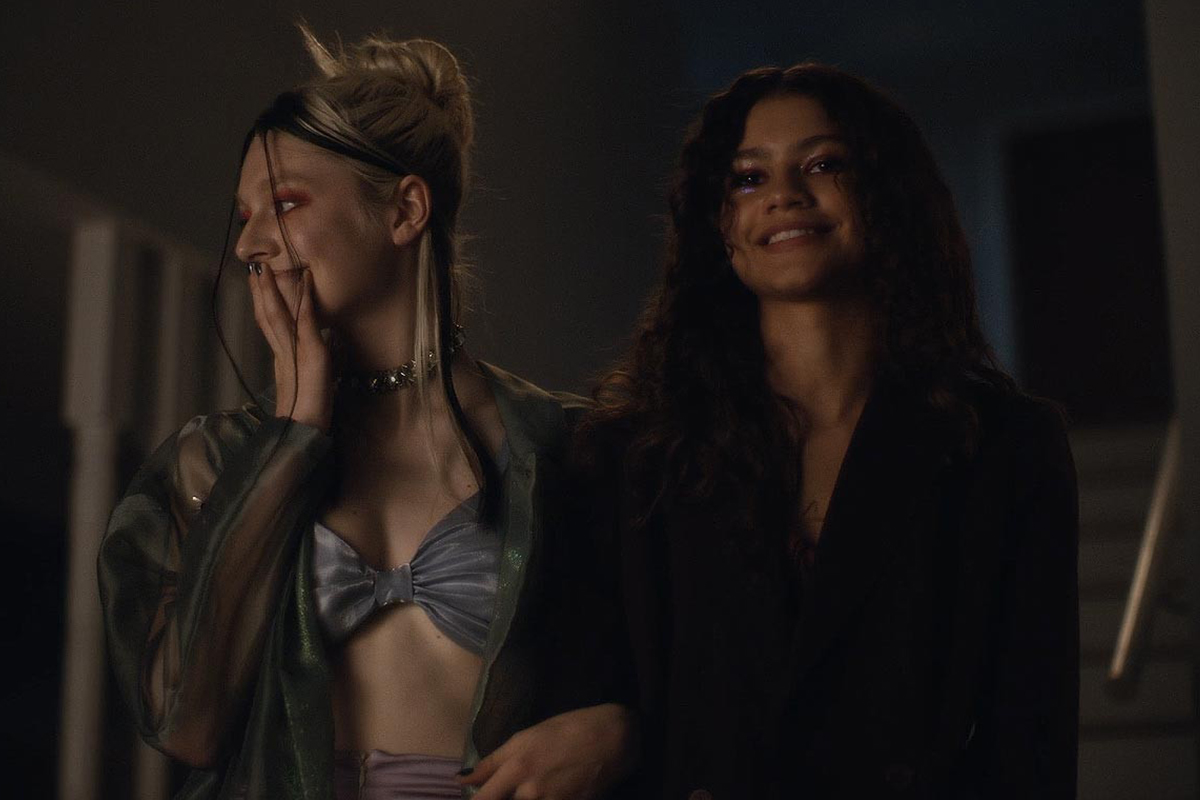 Сериал «Эйфория» от HBO обвинили в романтизации употребления наркотиков - изображение обложка