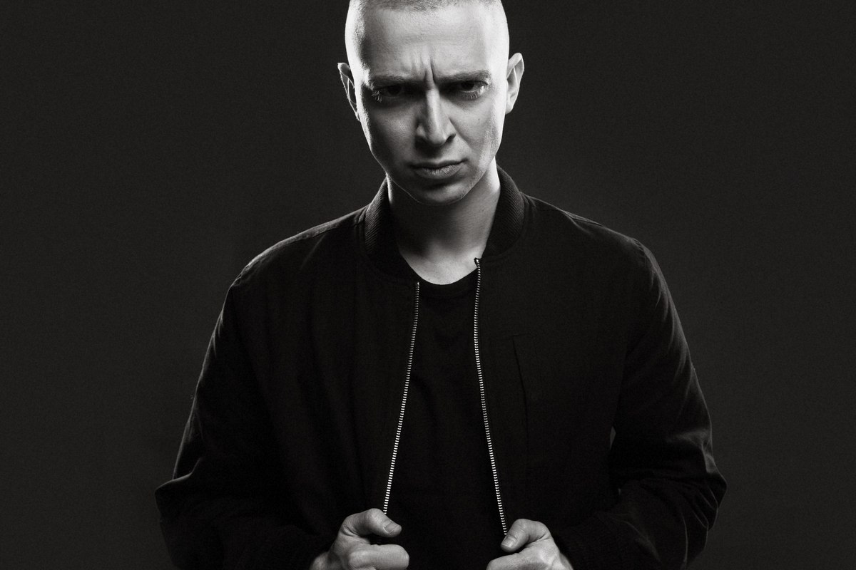 Оксимирон устроил литературные чтения классиков, которых «осудили» по УК РФ - изображение обложка