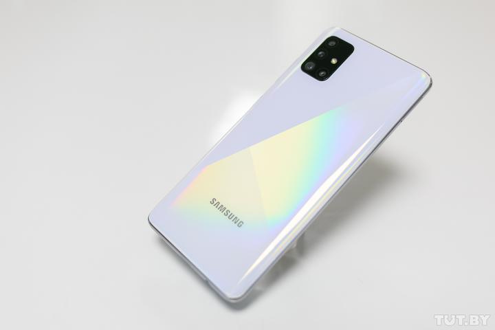 Представлен Samsung Galaxy A51: будущий хит среди бюджетных флагманов - изображение обложка