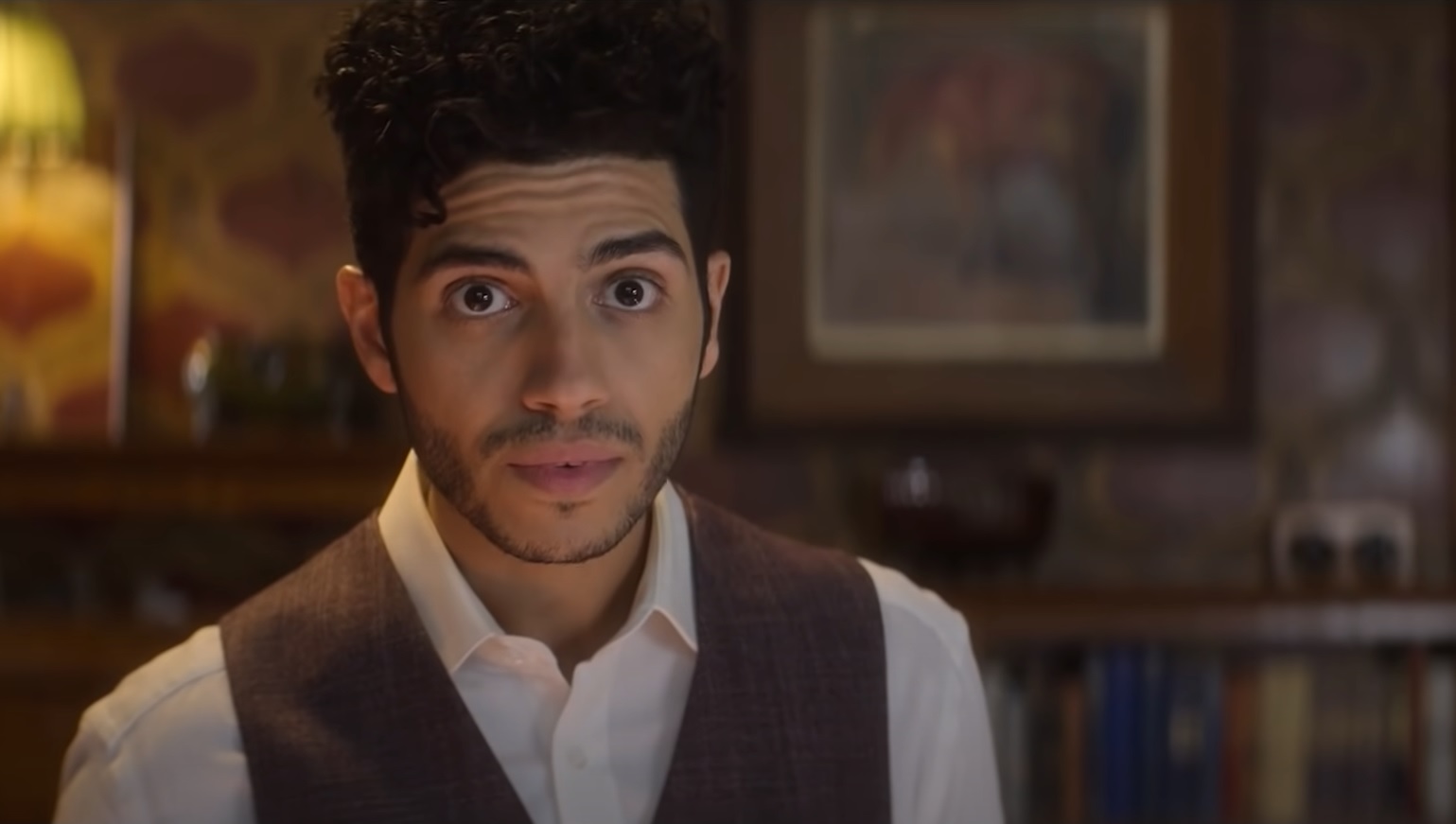 Обложка: кадр из трейлера фильма "В королевском стиле"