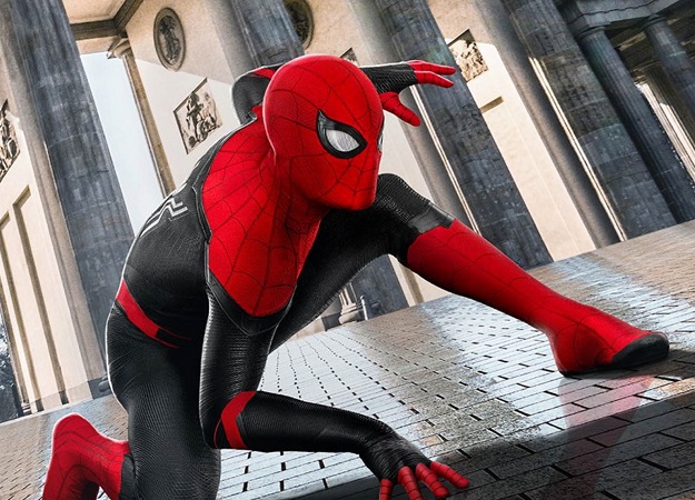 Фанатская теория о новом фильме про Паучка объясняет, что означает название «Вдали от дома» - изображение обложка