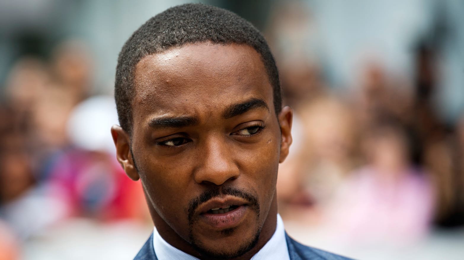 Энтони Маки покритиковал Marvel за недостаток инклюзивности - изображение обложка