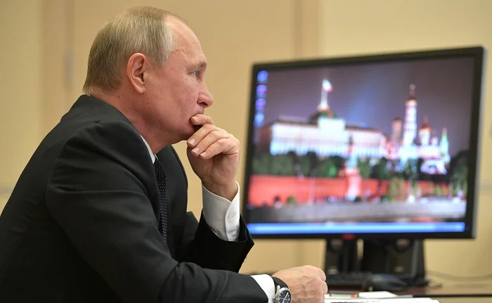 Владимир Путин поддержал идею проведения школьных киберспортивных турниров - изображение обложка
