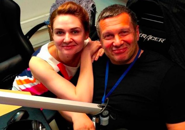 Бывшая соведущая Соловьева связала трагедию в Казани с игрой Gaijin Entertainment - изображение обложка