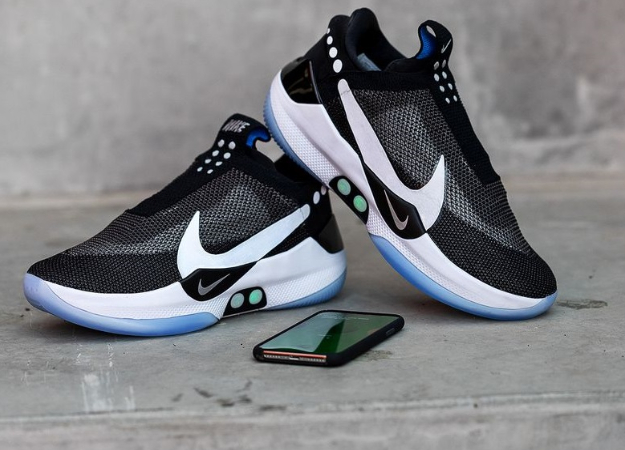 Nike Adapt BB: «умные» баскетбольные кроссовки с автоматической шнуровкой - изображение обложка