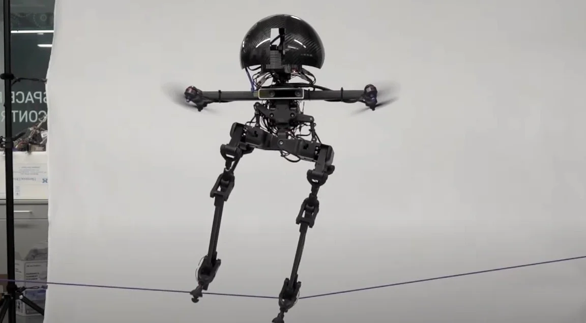 Ученые создали робота-дрона Leonardo с возможностью обучаться и принимать решения - изображение обложка