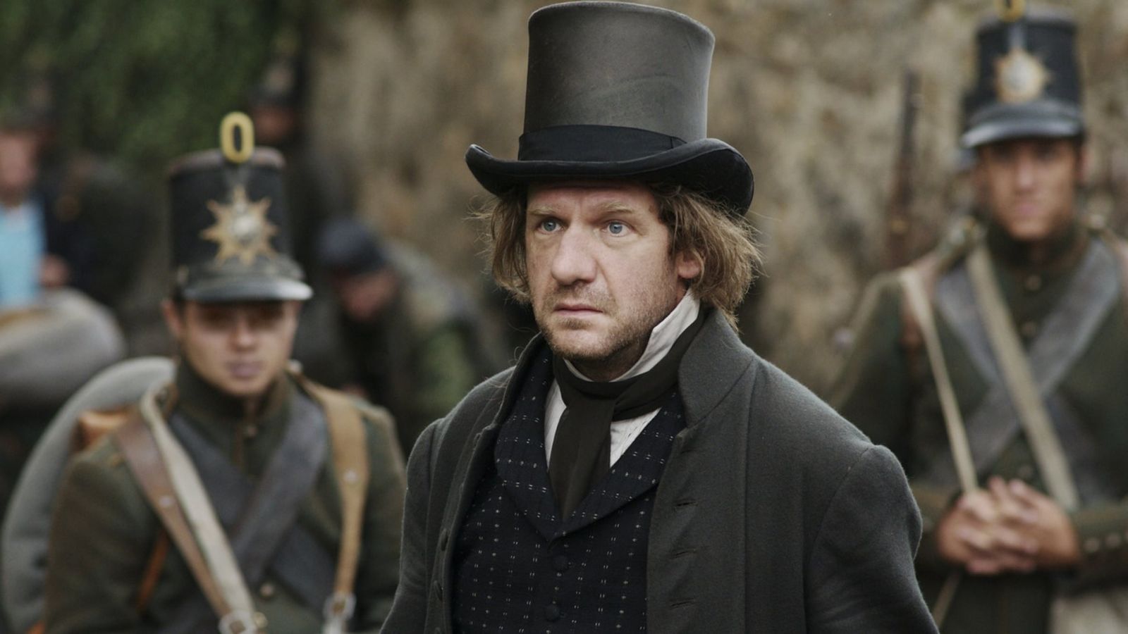 Обложка материала: кадр из фильма Александра Сокурова «Фауст» (2011)