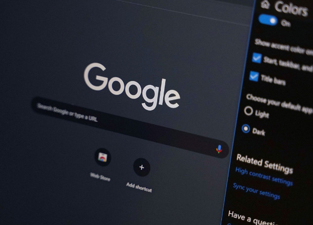 Браузер Google Chrome обзавелся темной темой. Обновление пока доступно в тестовой версии - изображение обложка