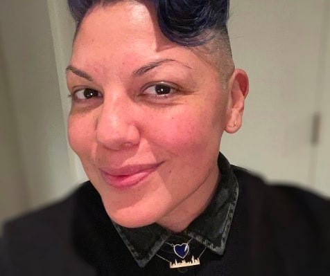 Небинарный стенд-ап комик заменит Саманту в продолжении «Секса в большом городе» - изображение обложка