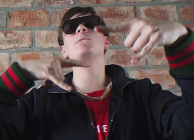 «Тебя казнит этот стиляга в Gucci»: Гнойный выпустил дисс на Соболева и вызвал его на баттл - изображение обложка