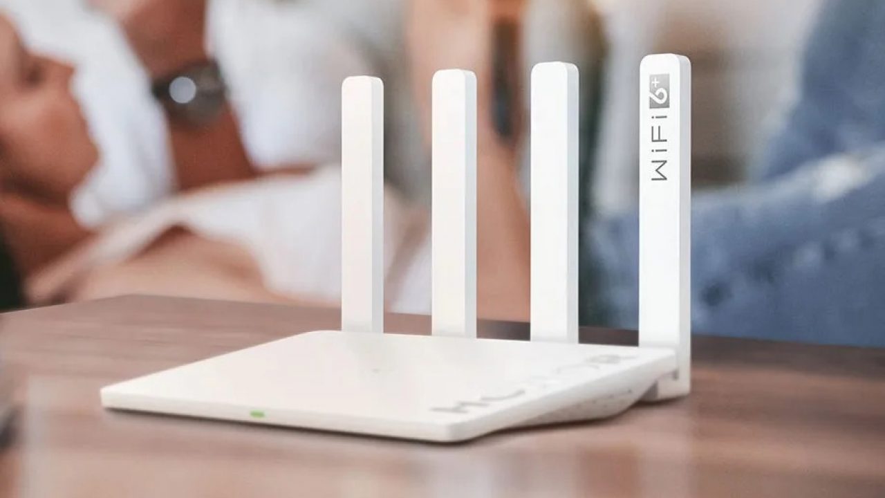 В России выходит Honor Router 3 — доступный беспроводной роутер с поддержкой Wi-Fi 6 Plus - изображение обложка
