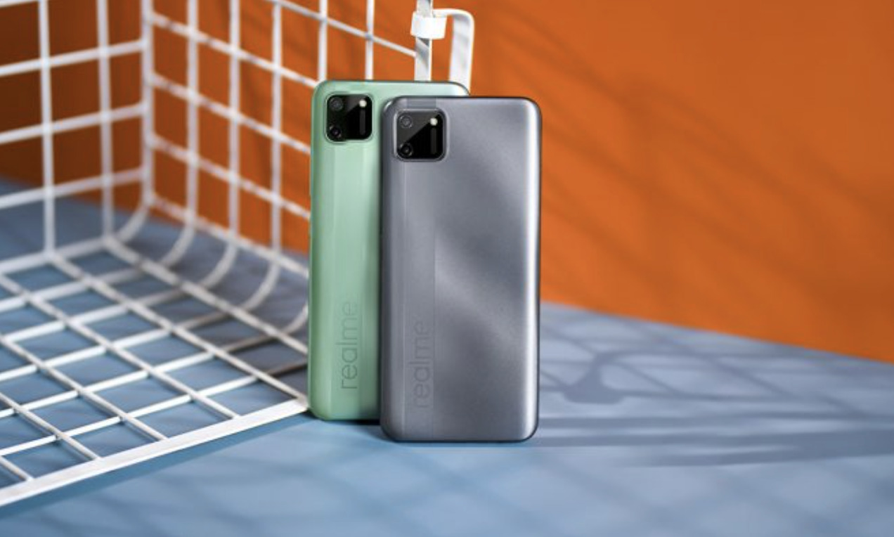 В России вышел обновленный бюджетный смартфон Realme C11 - изображение обложка