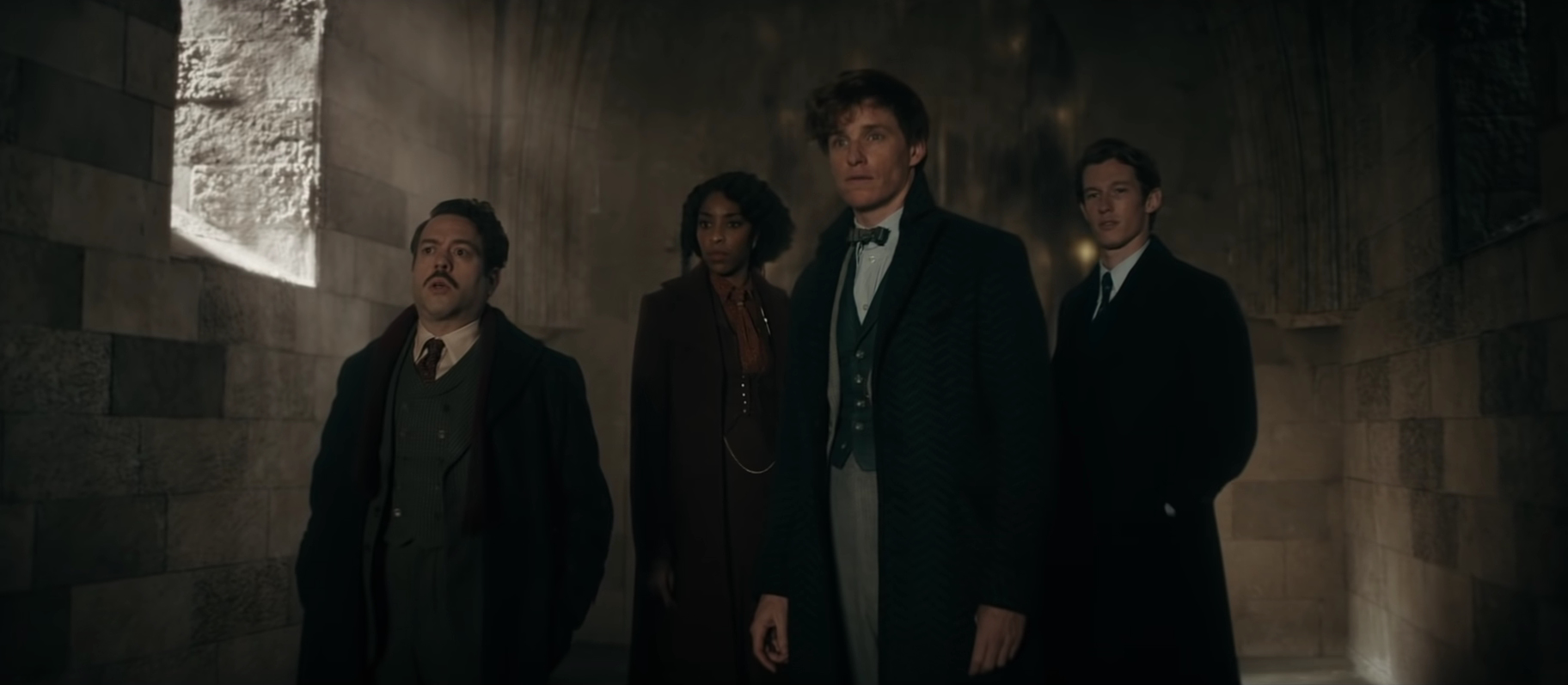 Обложка: кадр из трейлера «Фантастические твари: Тайны Дамблдора» (2022)