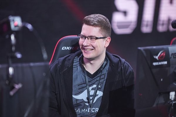 Puppey: «Каким персонажем хотел бы быть из Мстителей? Думаю, что я хотел бы быть Таносом»