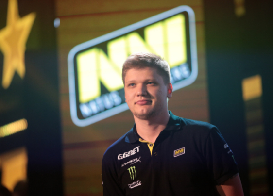 S1mple назвал игрока в CS:GO, который может сравниться с ним по уровню скилла - изображение обложка