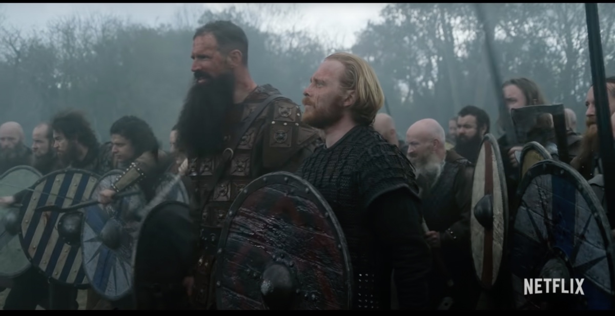 Обложка: кадр из сериала «Викинги: Вальхалла»
