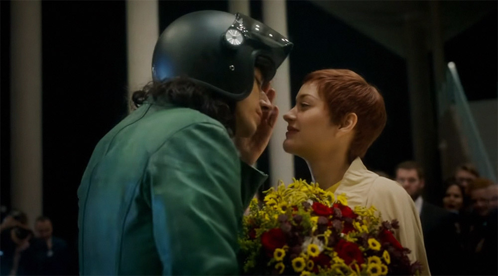 Новый трейлер «Аннетт» показал историю любви и рождение дочери - изображение обложка