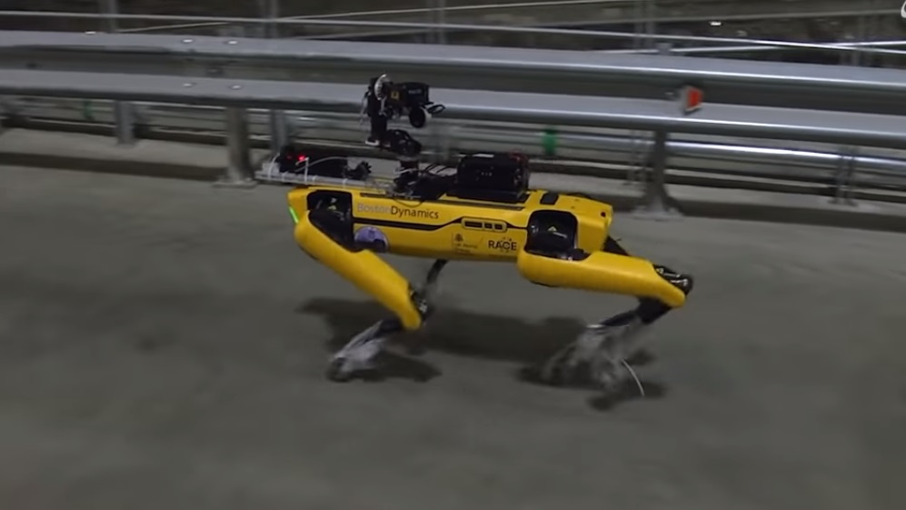 Робота Boston Dynamics отправили в Чернобыль измерять радиацию