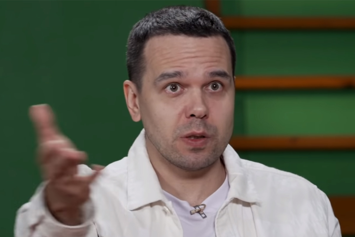 Обложка: Кадр из выпуска YouTube-канала «Осторожно Собчак» «ЯРОСЛАВ АНДРЕЕВ: главный продюсер 2021»