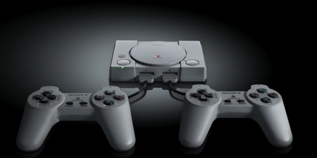 Sony анонсировала PlayStation Classic – PS1 с 20 встроенными играми - изображение обложка
