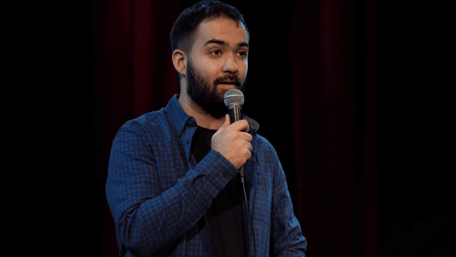 Комик Гарик Оганисян опубликовал запись концерта «Жизнь — лучший драматург» - изображение обложка