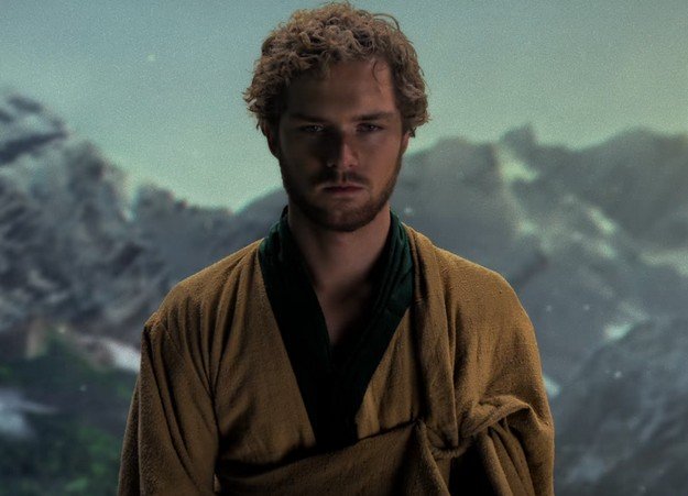 Вслед за Тильдой Суинтон в белокожести обвинили Железного кулака - изображение обложка