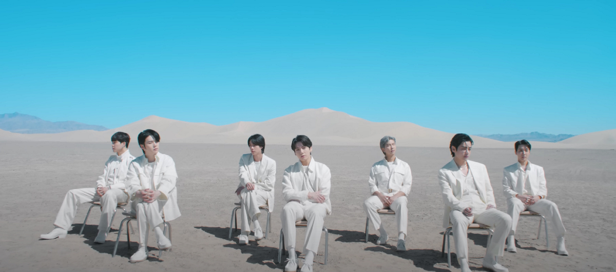 Обложка: кадр из клипа Yet To Come (The Most Beautiful Moment)/YouTube-канал HYBE LABELS