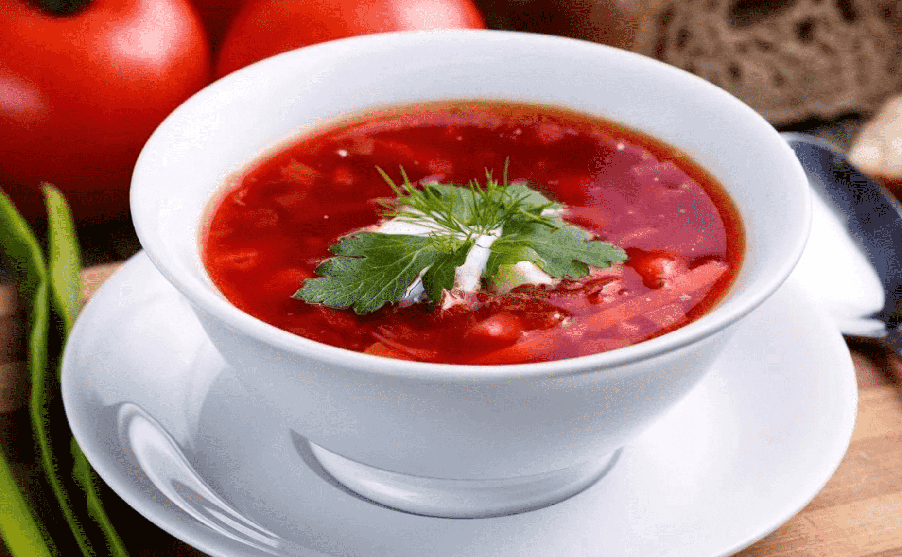 Российских врачей накормили борщом в Италии. В соцсетях все радуются этому - изображение обложка