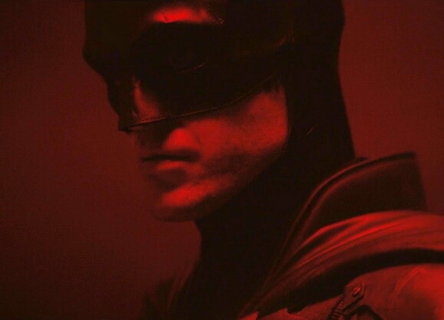 Съемки «Бэтмена» Мэтта Ривза остановлены на две недели. Причину вы знаете - изображение обложка