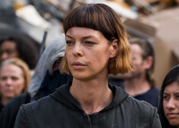 Исполнительница роли Джедис из «Ходячих мертвецов» разрушила фанатскую теорию о появлении Шепчущихся - изображение обложка