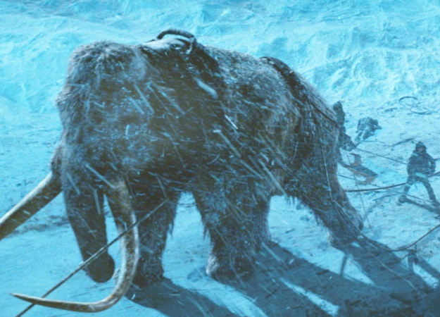 Фото со съемок приквела «Игры престолов» намекает на появление в сериале мамонтов? - изображение обложка