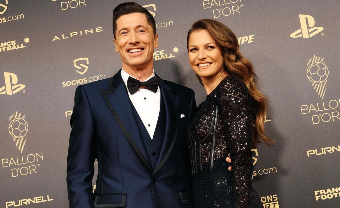 France Football допустил возможность вручения «Золотого мяча 2020» Левандовскому - изображение обложка