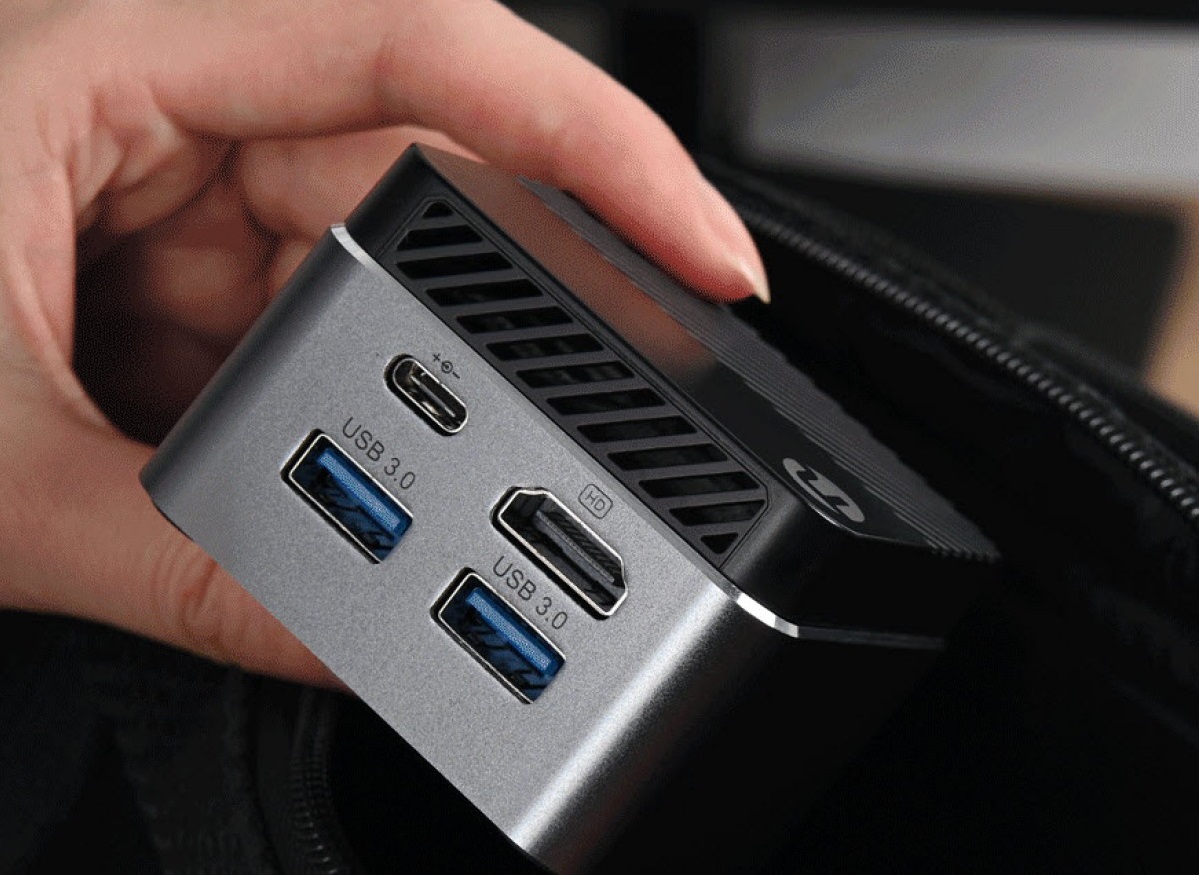 Портативный компьютер размером с кубик Рубика стоит от 12 000 рублей - изображение обложка