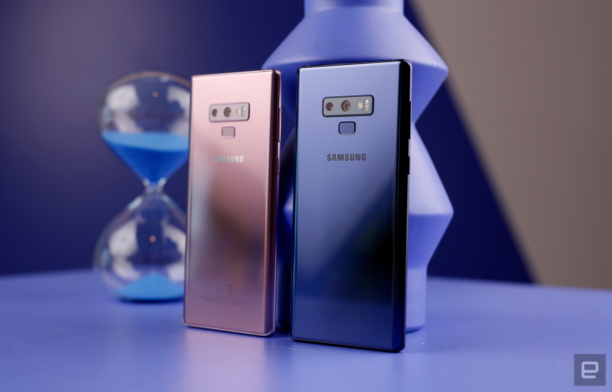 Samsung представила Galaxy Note 9 с новой камерой и обновленным пером S-Pen - изображение обложка