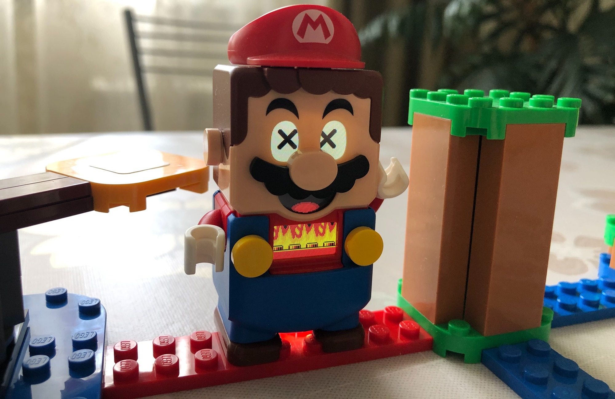 Обзор LEGO Super Mario: как в него играть | Канобу