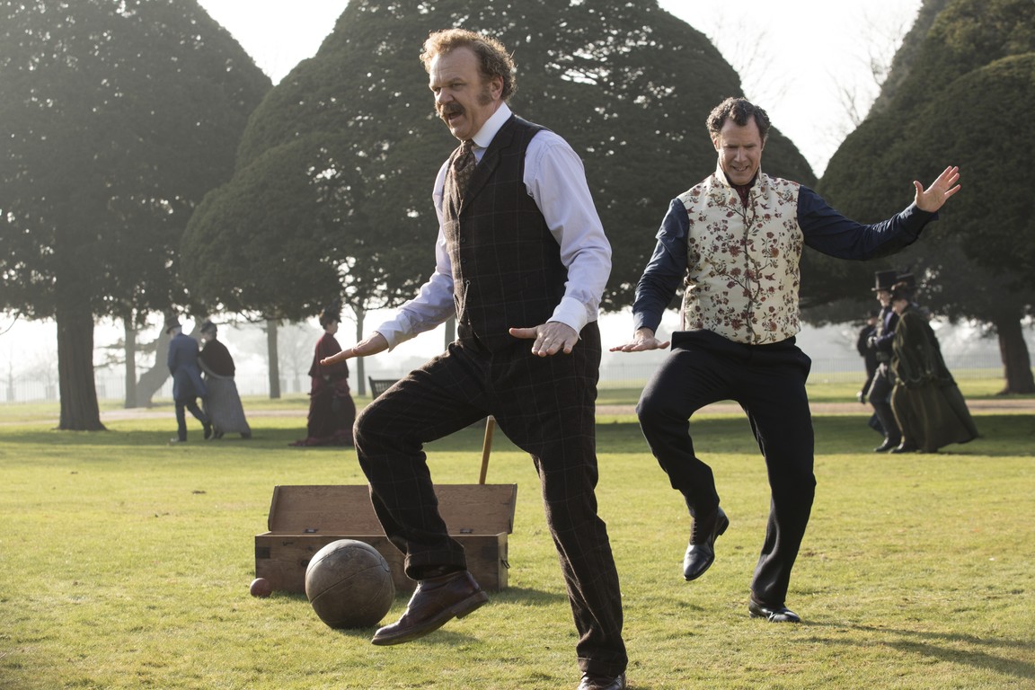 «Ушли из зала через 15 минут». Победное шествие «Холмса и Ватсона» по западным экранам продолжается - изображение обложка