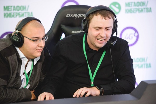 v1lat о причинах ухода из RuHub: «Из-за закрытия киевского офиса, я не могу выполнять много работы» - изображение обложка