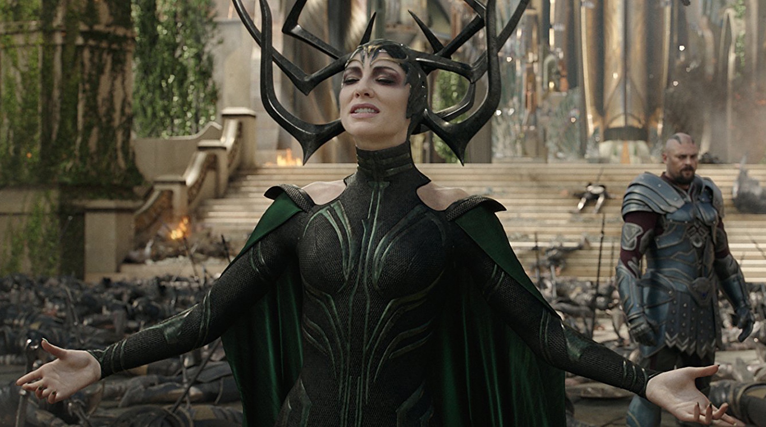 Косплеерша из России представила детализированной косплей Хелы из «Тор: Рагнарёк» - изображение обложка