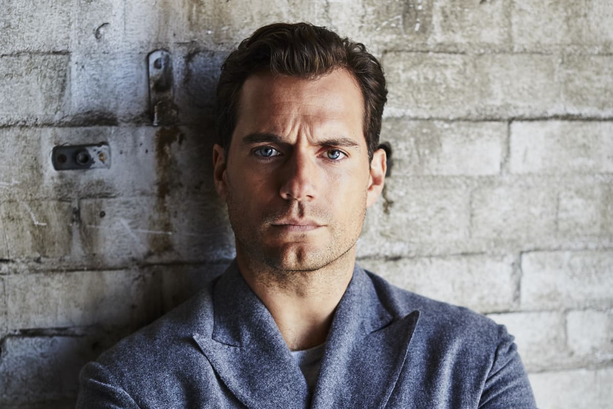 Генри Кавилл на карантине вспомнил старое увлечение. Еще более гиковское, чем игра в «Ведьмака» - изображение обложка